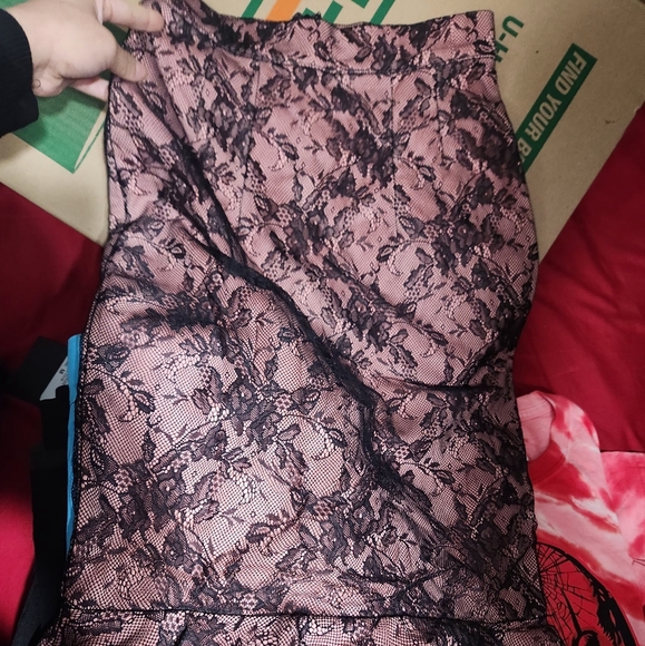 Lace skirt - Picture 3 of 5